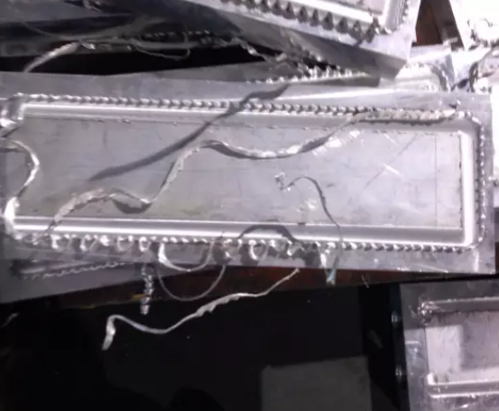 صفيحة تبريد الماء