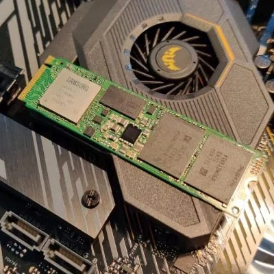 هل يحتاج M.2 SSD إلى غرفة تبريد؟
