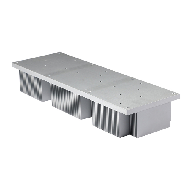 النتوء بالوعة الحرارة الكبيرة