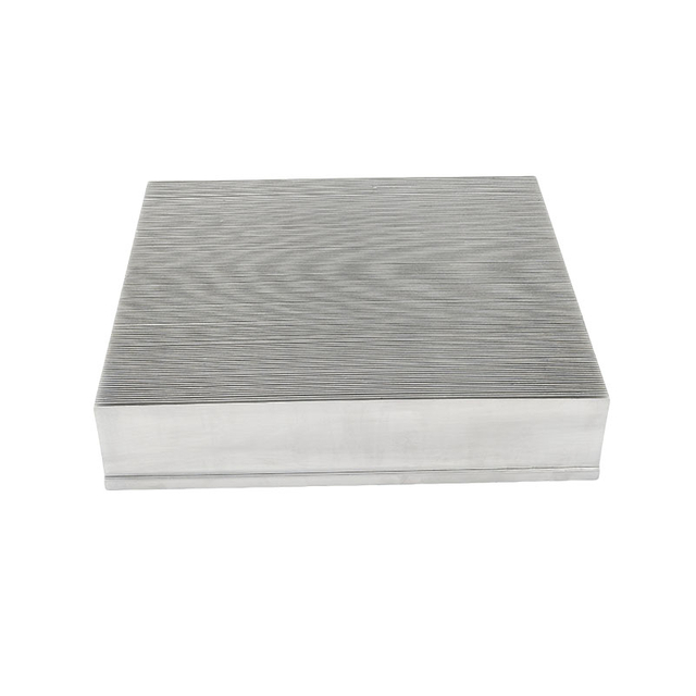 مبيعات المصنع المباشرة للمشتتات الحرارية ذات الزعانف العددية القابلة للتخصيص من سلسلة 1060 للحلول الحرارية عالية الطاقة والطاقة الخضراء