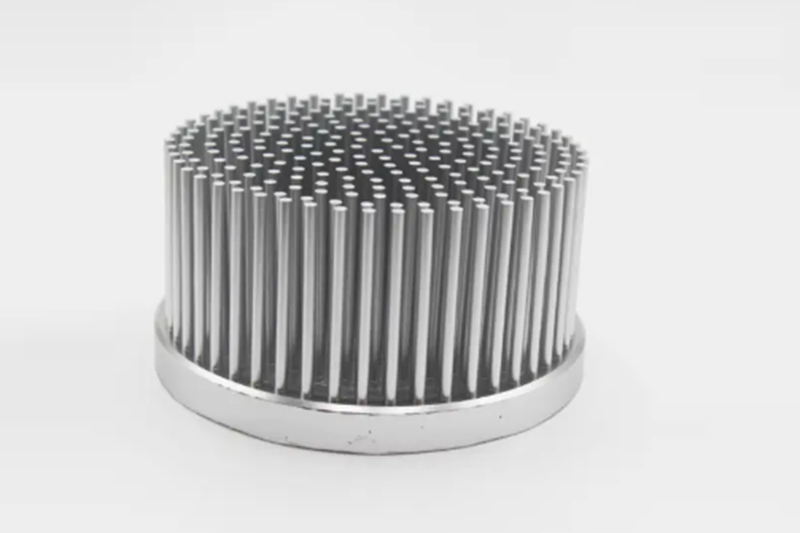 المشتتات الحرارية ذات الزعانف